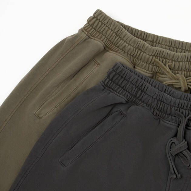 Шорты с вышивкой OVER MOTION